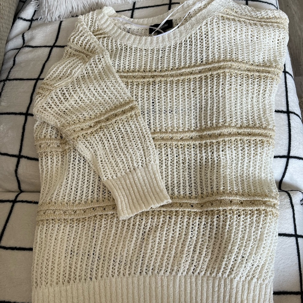 Ladies Le Chateau sweater